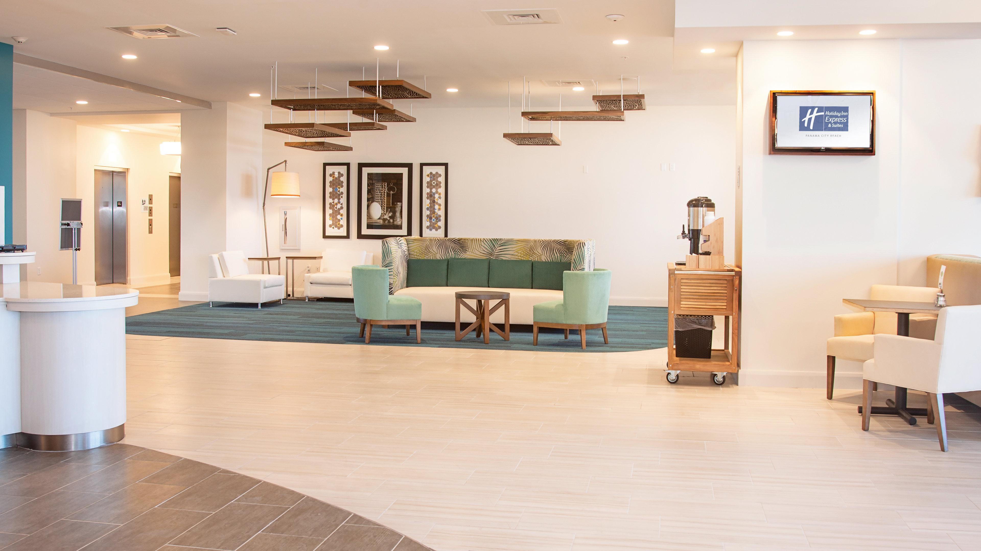 Holiday Inn Express & Suites Panama City Beach Beachfront By Ihg Buitenkant foto