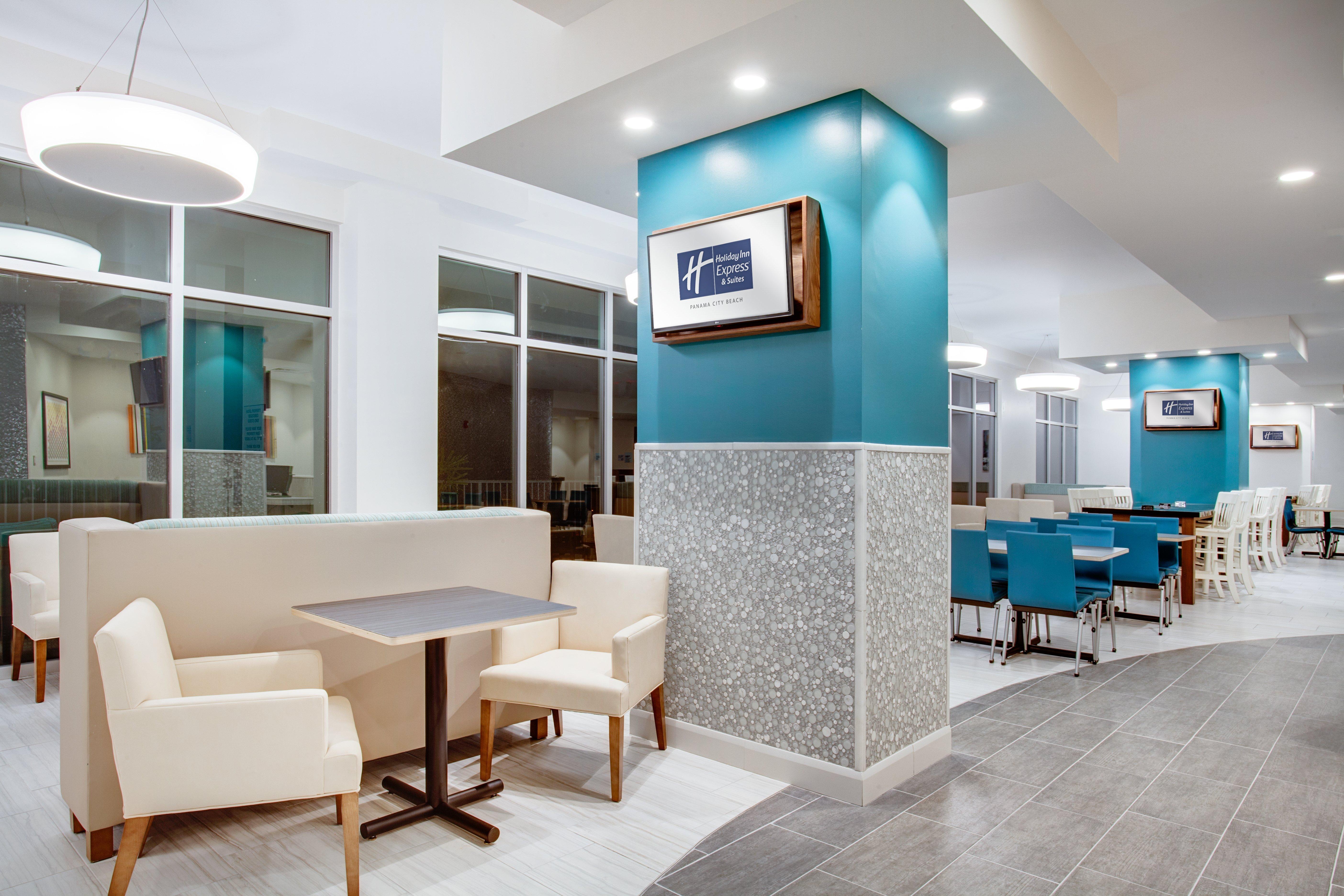 Holiday Inn Express & Suites Panama City Beach Beachfront By Ihg Buitenkant foto